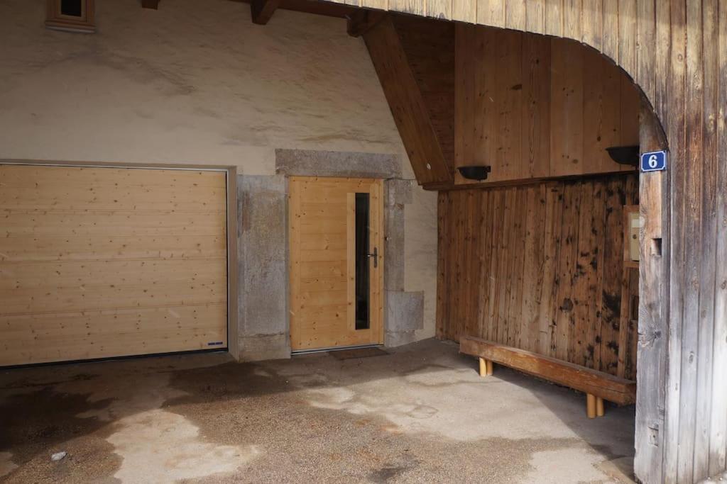 Ancienne Ferme Comtoise 4 Etoiles, 11 Personnes Lac St-Point/Mont D'Or Montperreux Exterior photo